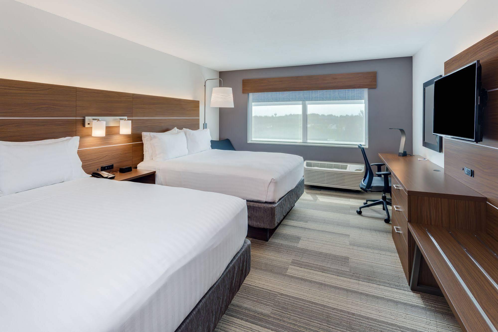 Hotel Express & - Rice By Ihg